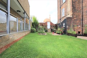 Photo 11- click for photo gallery